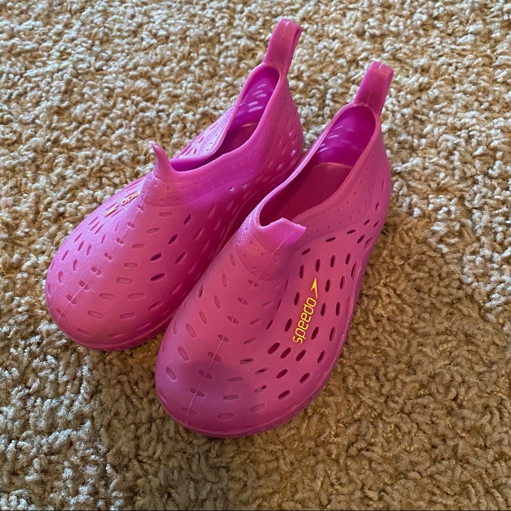 Toddler water shoes